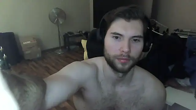 Snapshot of Ironman220 chatting on March 29, 1:55 pm Ironman220 online show from March 29, 1:55 pm