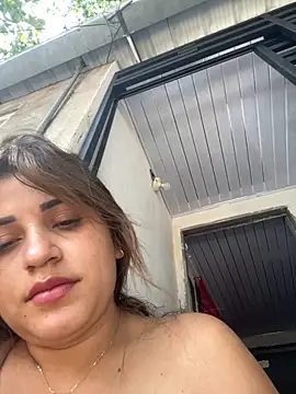 perlita05 online show from October 2, 11:56 pm