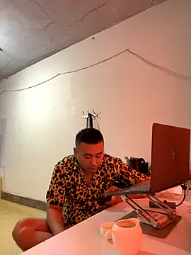 Snapshot of ShaoZian_1 chatting on October 8, 3:37 am ShaoZian 1 online show from October 8, 3:37 am