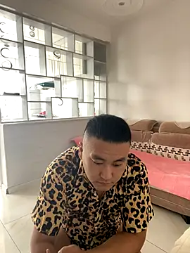 Snapshot of ShaoZian_1 chatting on October 12, 1:26 am ShaoZian 1 online show from October 12, 1:26 am