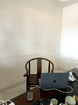 Snapshot of ShaoZian_1 chatting on October 19, 3:18 am ShaoZian 1 online show from October 19, 3:18 am