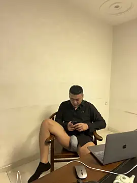 Snapshot of ShaoZian_1 chatting on October 20, 11:43 am ShaoZian 1 online show from October 20, 11:43 am