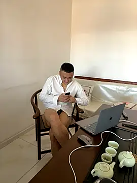 Snapshot of ShaoZian_1 chatting on October 30, 3:41 am ShaoZian 1 online show from October 30, 3:41 am