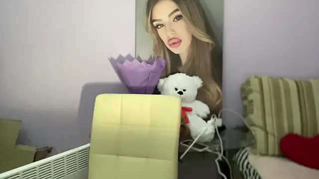 Snapshot of Your_Jessy chatting on January 5, 8:31 pm Your Jessy online show from January 5, 8:31 pm