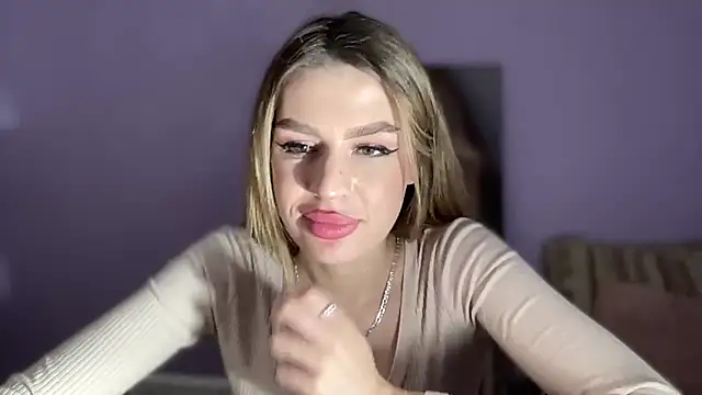 Snapshot of Your_Jessy chatting on January 8, 8:50 pm Your Jessy online show from January 8, 8:50 pm