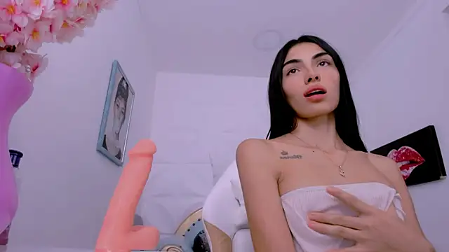 eimy skinny online show from February 13, 4:17 pm