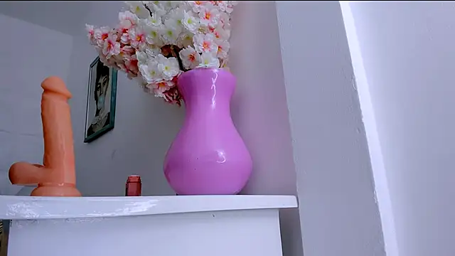 eimy skinny online show from March 15, 3:59 pm