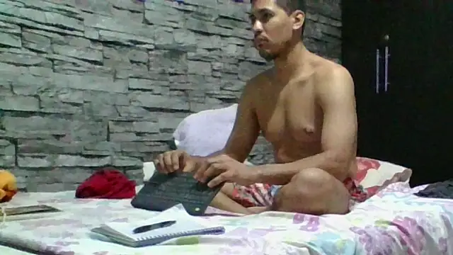 Sexylatin64 online show from March 6, 12:18 am