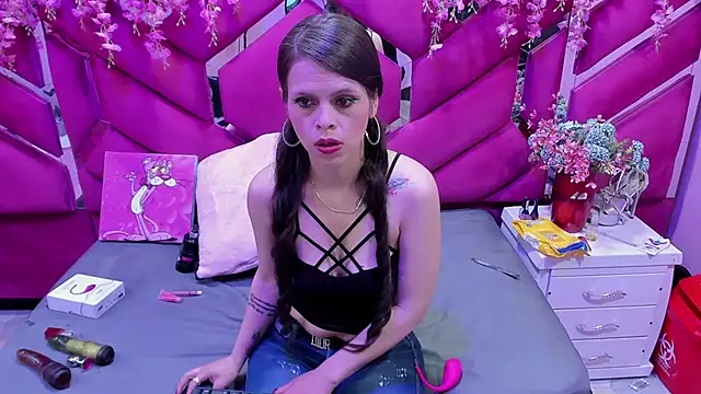 Mariana Benett online show from September 29, 8:57 pm