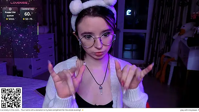 Nora Failure online show from February 16, 12:34 pm