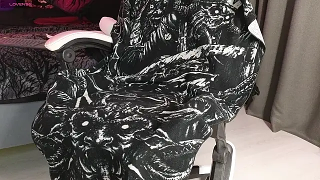 Devil s bride online show from May 15, 4:36 pm