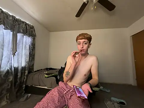 Snapshot of twentywithafelonyy chatting on January 31, 7:11 pm twentywithafelonyy online show from January 31, 7:11 pm