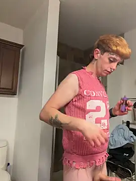 Snapshot of twentywithafelonyy chatting on February 11, 1:05 pm twentywithafelonyy online show from February 11, 1:05 pm