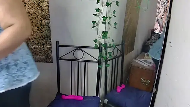 GoddessLorenaTheeSiren online show from October 7, 8:55 am