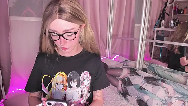 Snapshot of -bae chatting on February 9, 3:16 pm -bae online show from February 9, 3:16 pm