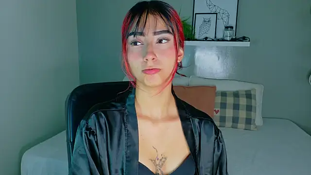 ParisFox  online show from November 4, 7:46 pm