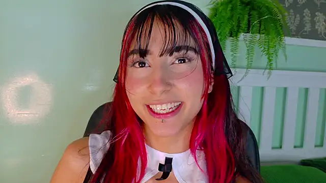 ParisFox  online show from November 8, 11:47 pm