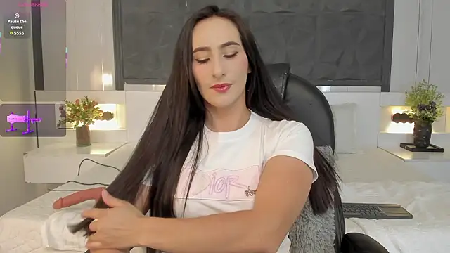 SaraGomez1 online show from March 24, 12:32 pm