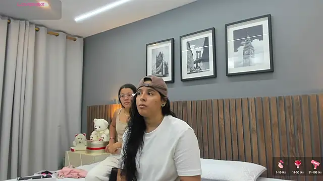 Dilan y Mia online show from January 13, 1:28 pm