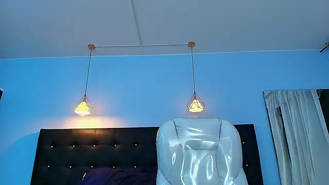 Lobo 17  online show from January 23, 8:25 am