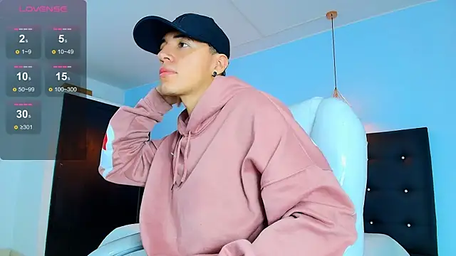 Lobo 17  online show from September 16, 3:40 am