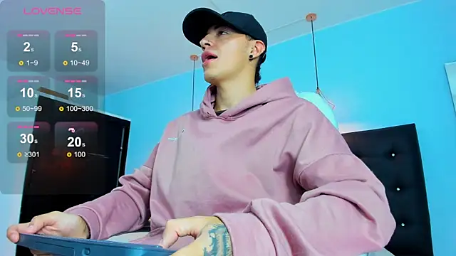 Lobo 17  online show from November 2, 2:47 am