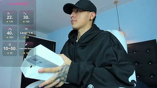 Lobo 17  online show from November 4, 3:38 am