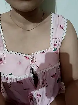 AssAsiancute online show from December 4, 5:00 pm