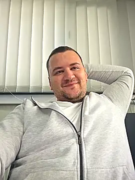 KarlosCarutox online show from February 11, 12:32 pm