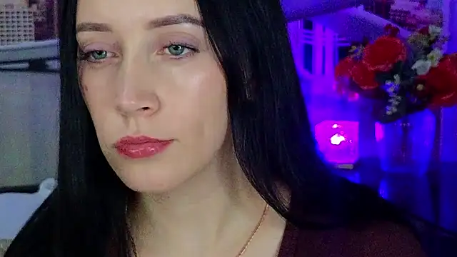 MonikaSweetXXX online show from October 4, 9:35 pm