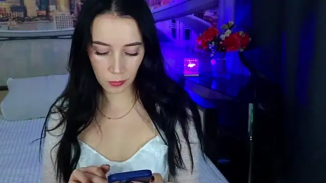 MonikaSweetXXX online show from October 15, 8:31 pm