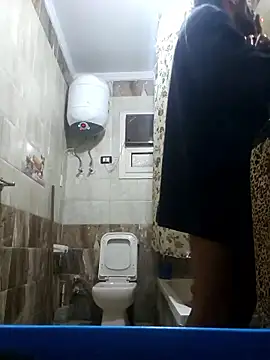 Snapshot of Meshiicocktail chatting on January 18, 9:40 pm Meshiicocktail online show from January 18, 9:40 pm