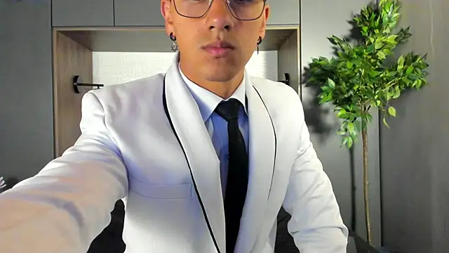 Andy Joy  online show from October 2, 12:01 pm