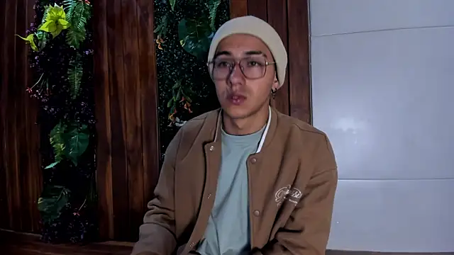 Andy Joy  online show from November 29, 11:24 am