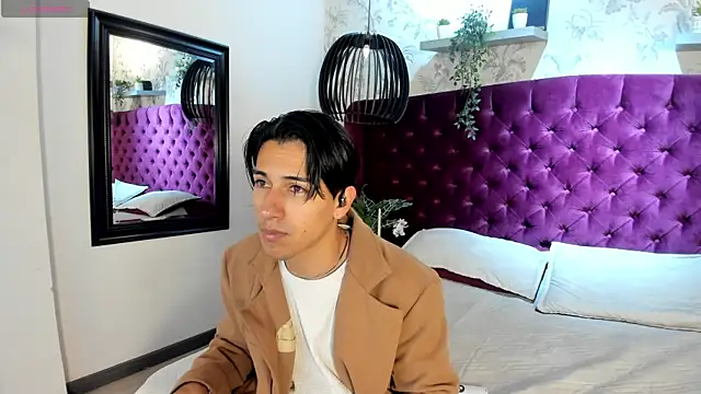 Andy Joy  online show from May 14, 11:06 am