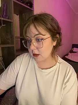 cinnabon  online show from January 18, 7:15 pm