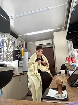 cinnabon  online show from February 24, 11:43 am