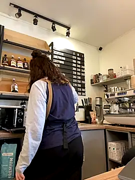 cinnabon  online show from October 4, 10:35 am