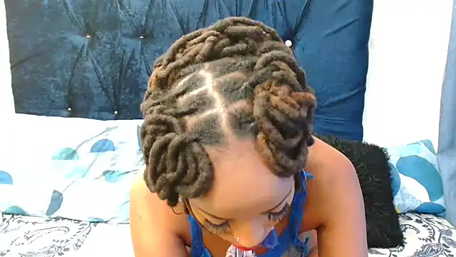 Snapshot of xTALLSEXYBUMx chatting on February 27, 1:38 pm xTALLSEXYBUMx online show from February 27, 1:38 pm