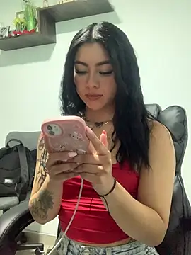 emily 22x online show from December 9, 7:07 pm