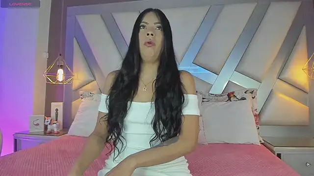 Amber villalobos  online show from November 13, 8:52 pm