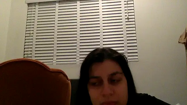 Snapshot of CherryRoxanne chatting on January 1, 12:32 am CherryRoxanne online show from January 1, 12:32 am