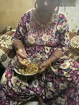 Tameesh sexy mistress online show from May 14, 4:14 pm