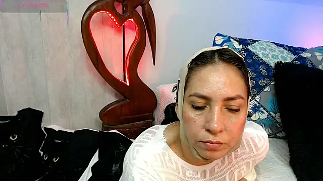 naihroby online show from April 3, 12:30 am