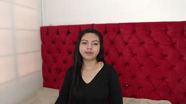 CarolineBrunx online show from January 11, 5:40 pm