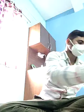 Ishan003 online show from September 26, 5:33 am