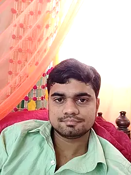 Snapshot of Ishan003 chatting on March 29, 9:42 am Ishan003 online show from March 29, 9:42 am