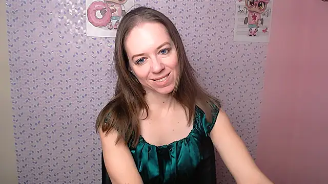 GloriaSi  online show from December 8, 7:05 am