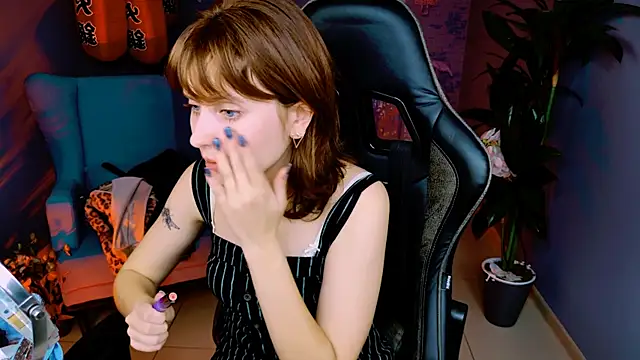 LolaAsmus online show from October 11, 7:51 am