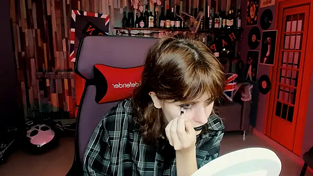 LolaAsmus online show from October 25, 5:15 am